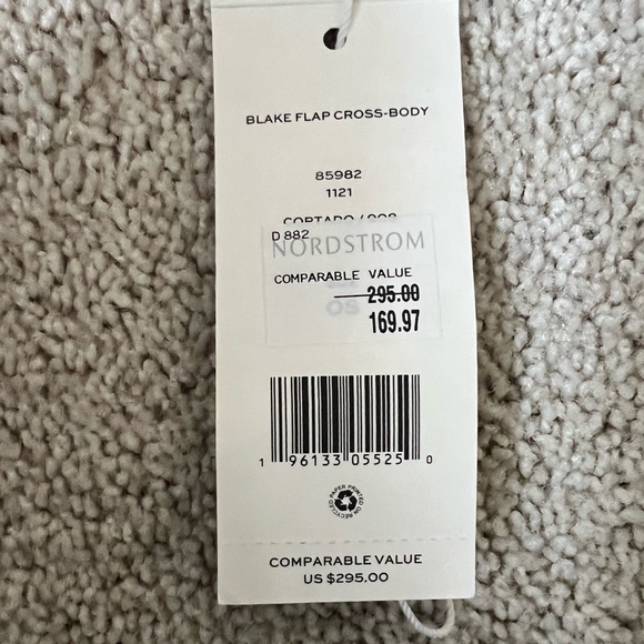 Tory Burch Blake flap crossbody - Picture 6 of 10